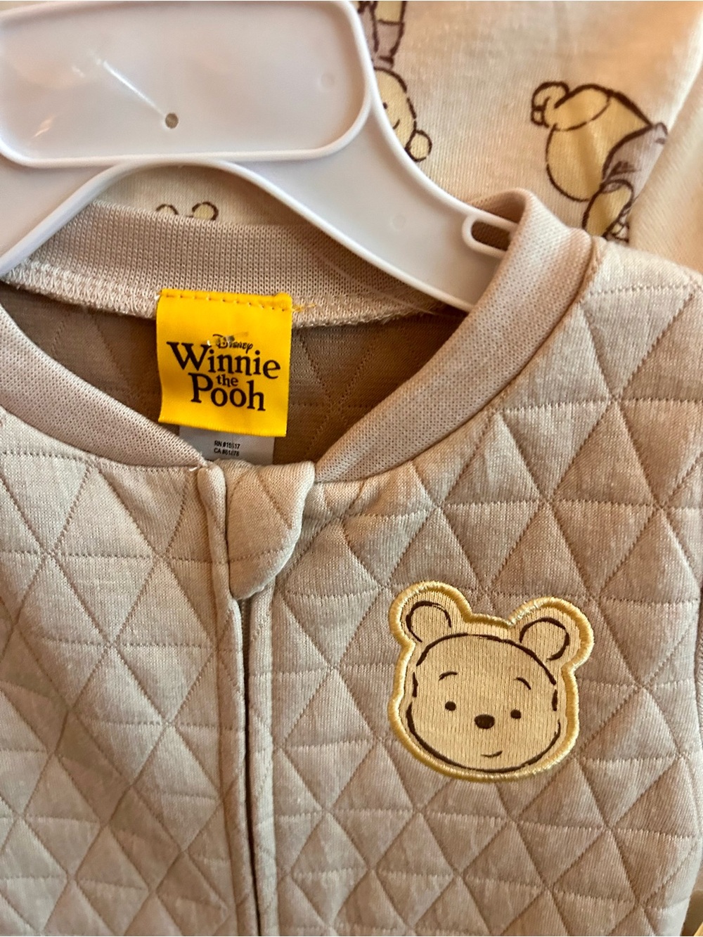 3-6M Winnie the Pooh Zipper Sleep and Hat Set